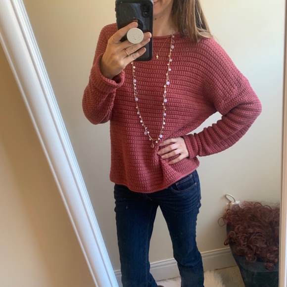 Universal Threads Red Sweater 3/$25 - Picture 2 of 11